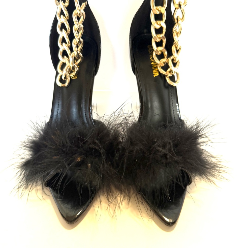 NEW Fashion Nova Black and Gold Stiletto Heels with Pom-Pom - Picture 2 of 5